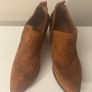 Brown Heeled Boots with Laser-Cut Design